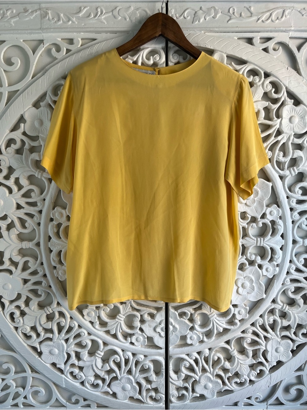 Vintage 100% Silk Yellow Blouse Petite 12 Minimalist Short Sleeve Top